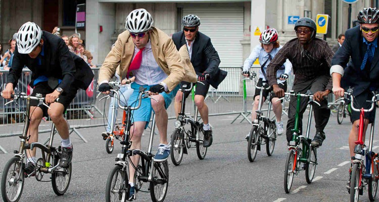 markalarin-yeni-rekabet-alani-facebook-haber-kaynagi-erencaner